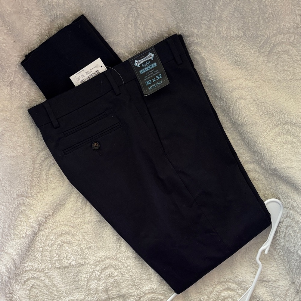 Murano Evan Extra Slim Fit Pants in Navy w/ Flat Front & Tapered Leg Opening